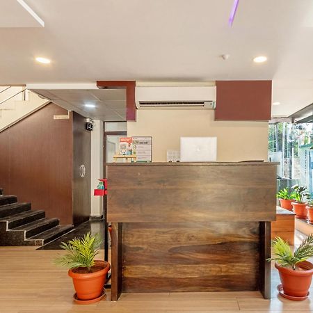 Treebo Purple Square Hotell Hyderabad Eksteriør bilde